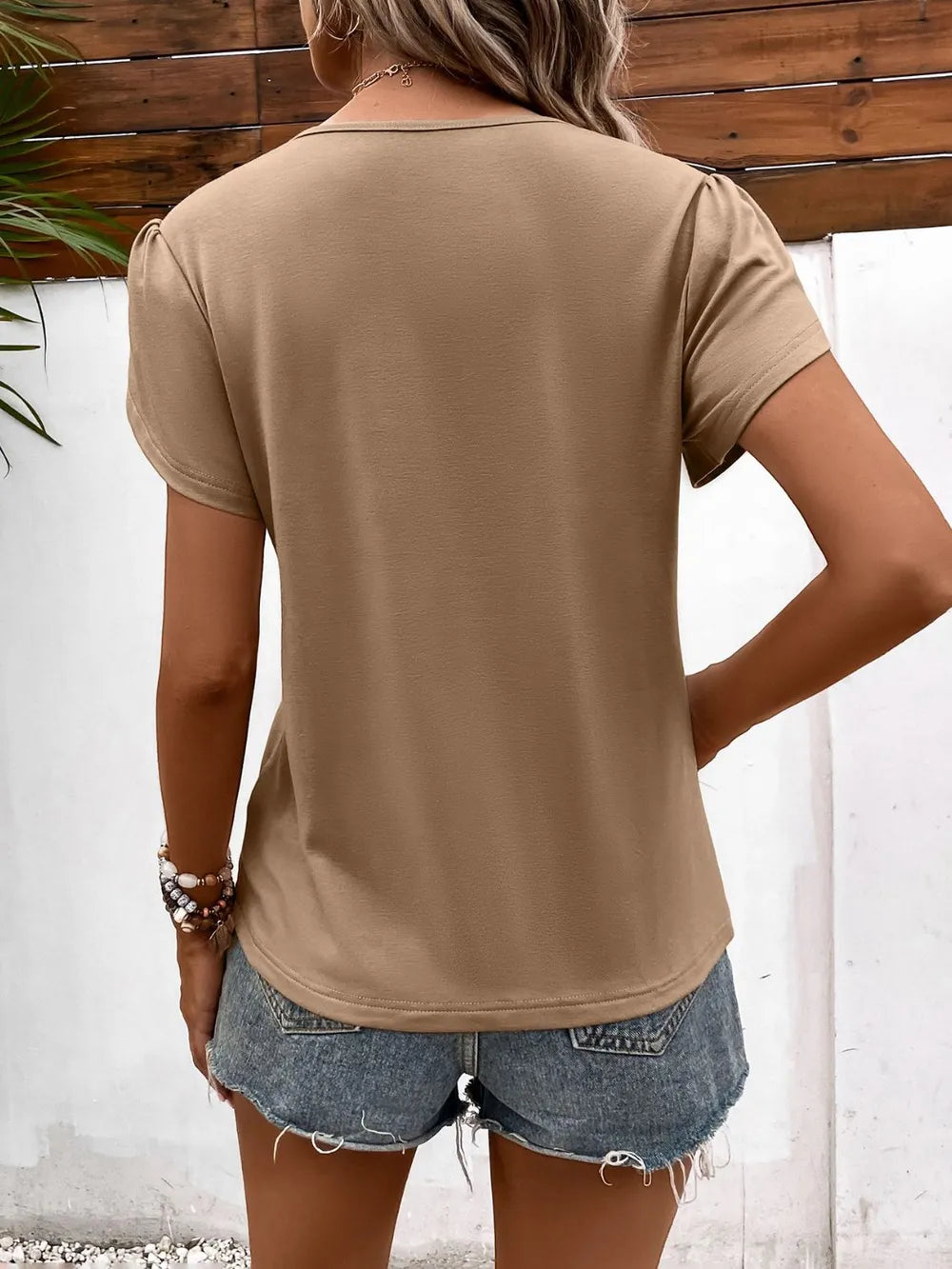 6d5773c9-38e3-49af-b6a8-bac74086454c-Max