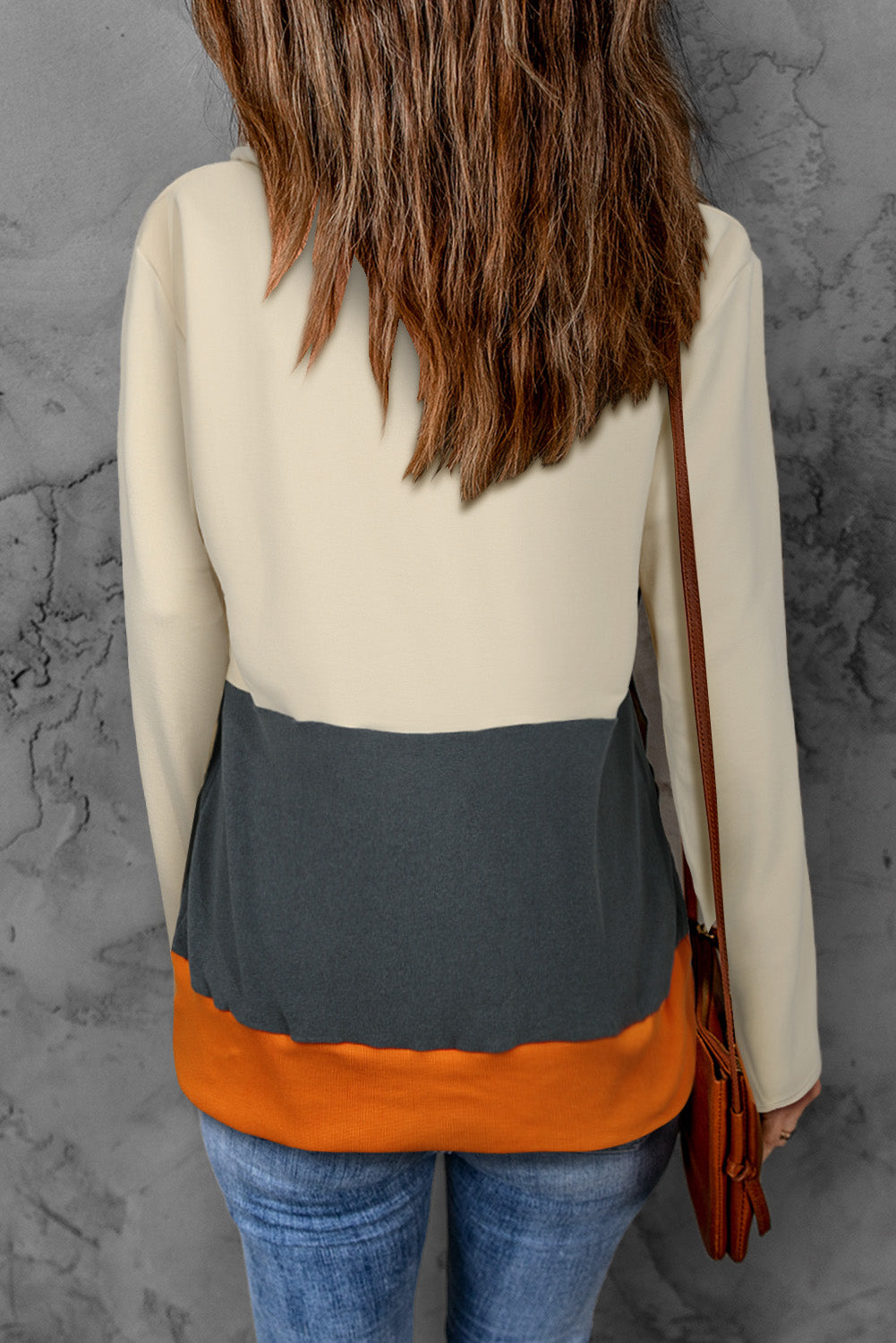 c6cc4829e32e4fc68bcfb332021516e6-Max